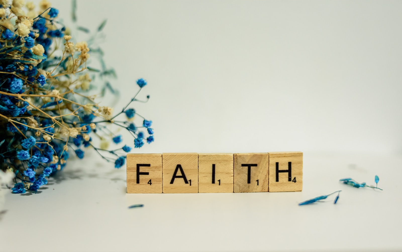 Living By Faith (Sample)